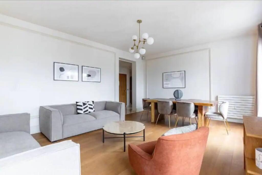 Avenue Montaigne Luxury Apartment 2Br 4P 巴黎 外观 照片