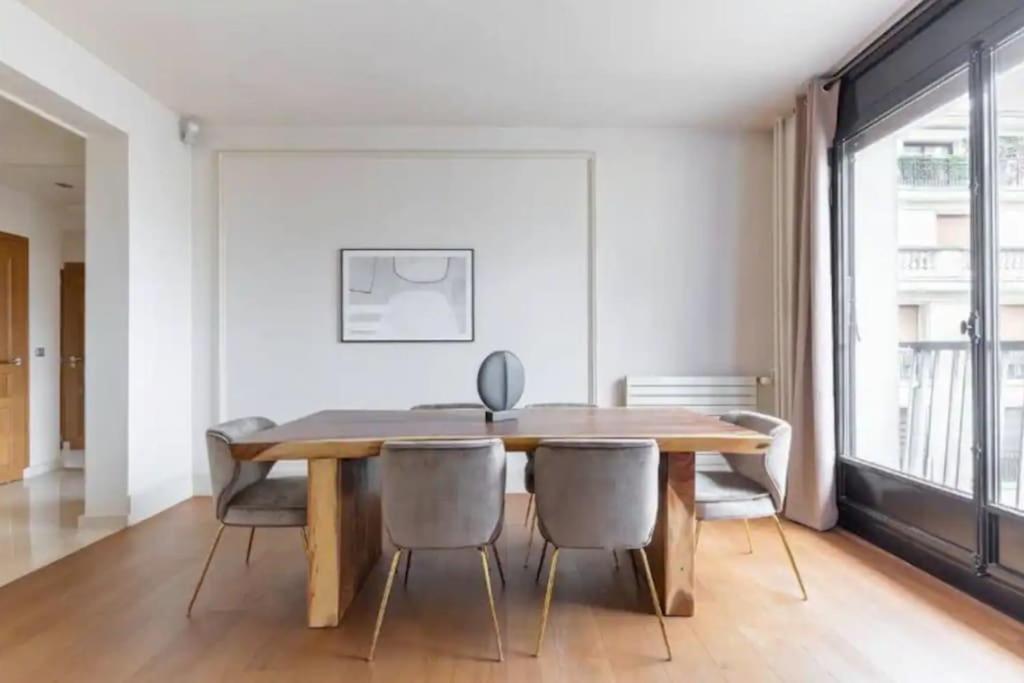 Avenue Montaigne Luxury Apartment 2Br 4P 巴黎 外观 照片